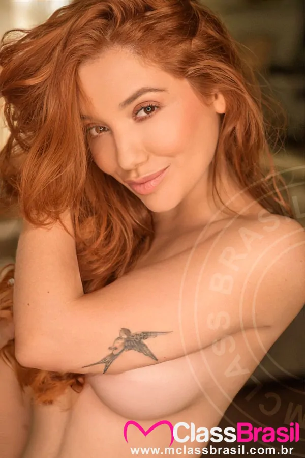 Aline Ávila - Foto 1
